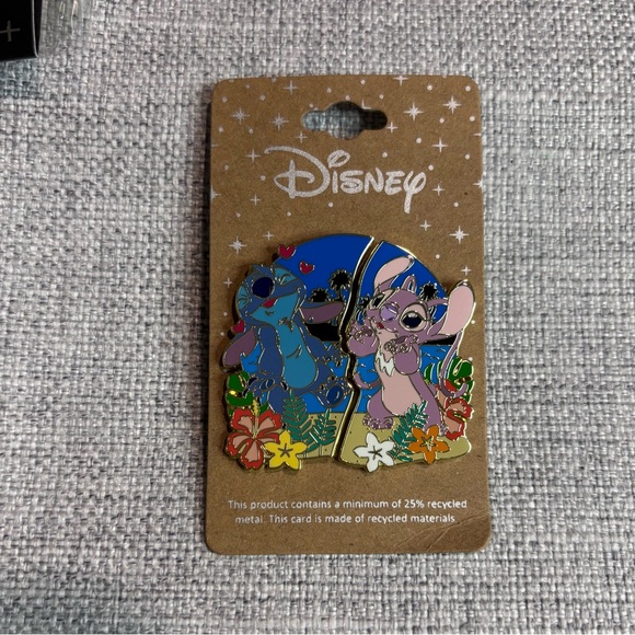 Disney Accessories - Disney Lilo & Stitch Angel & Stitch Beach Enamel Pin Set